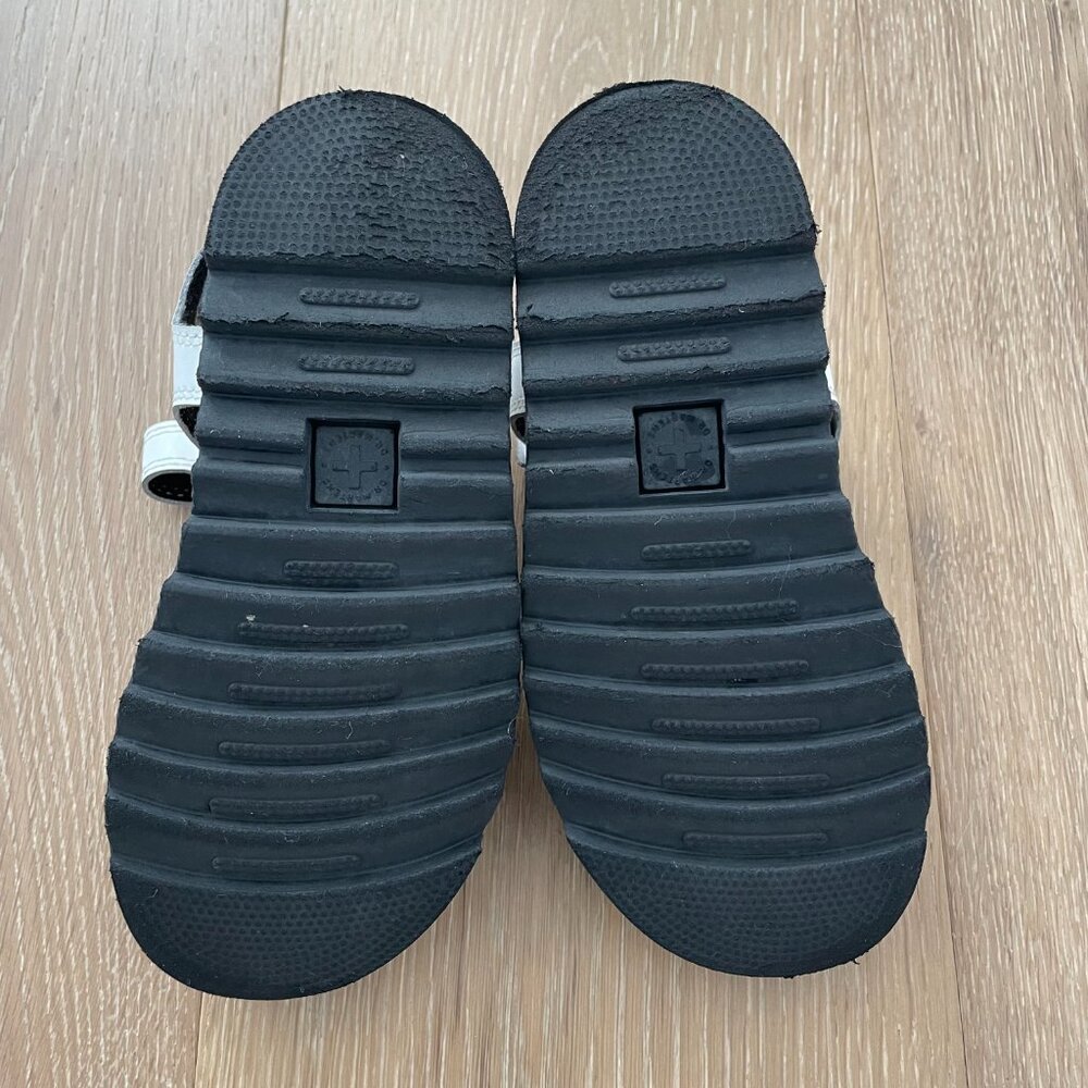 Dr. Martens Shoes Junior 13 Klaire Leather Strap Sandals White T Lamper Doc - Picture 9 of 16